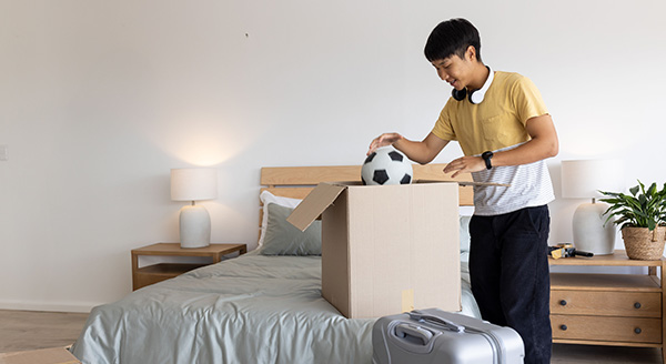 yellow circle with blue number two representing seven steps or levels